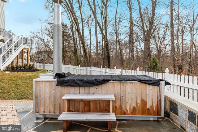 8734 LUKENS LN, Alexandria, VA 22309