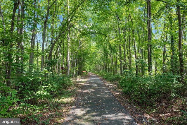 8734 LUKENS LN, Alexandria, VA 22309