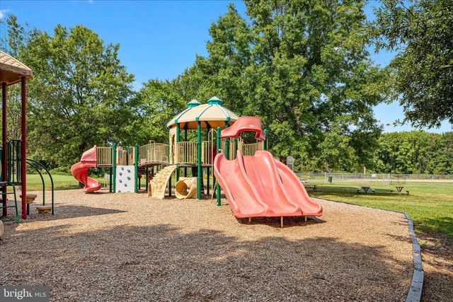 8734 LUKENS LN, Alexandria, VA 22309