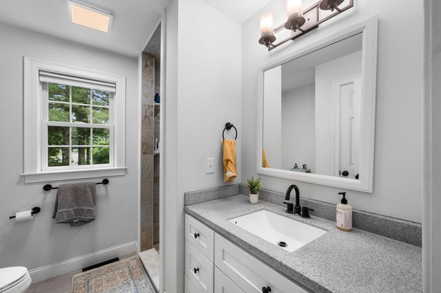 34 Crawley Falls Road, Brentwood, NH 03833