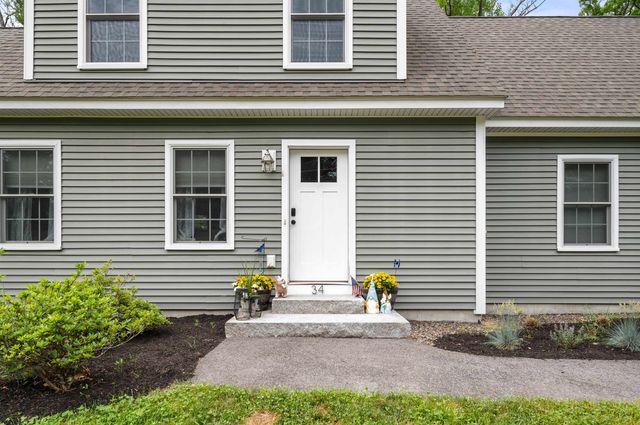 34 Crawley Falls Road, Brentwood, NH 03833