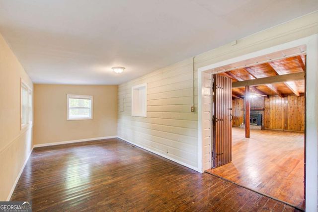 504 N Little Victoria Road, Woodstock, GA 30189