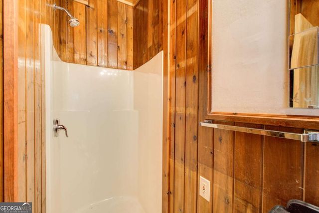 504 N Little Victoria Road, Woodstock, GA 30189