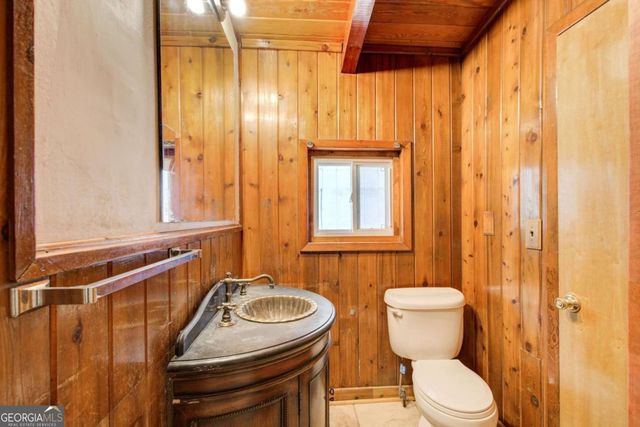 504 N Little Victoria Road, Woodstock, GA 30189