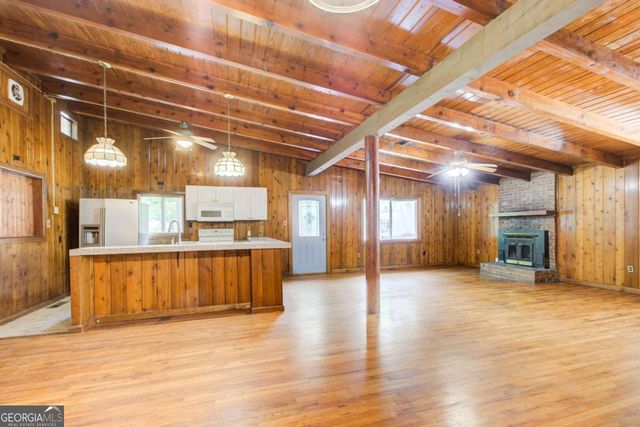 504 N Little Victoria Road, Woodstock, GA 30189