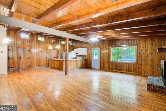 504 N Little Victoria Road, Woodstock, GA 30189