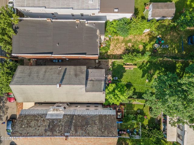 134 Front Street, Schenectady, NY 12305