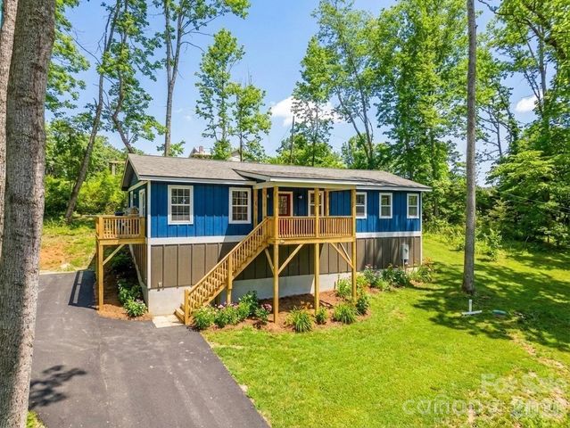 1460 Pickens Highway, Rosman, NC 28772