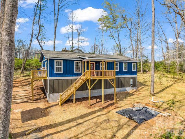 1460 Pickens Highway, Rosman, NC 28772