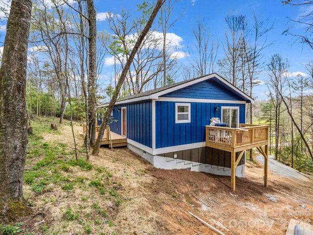 1460 Pickens Highway, Rosman, NC 28772