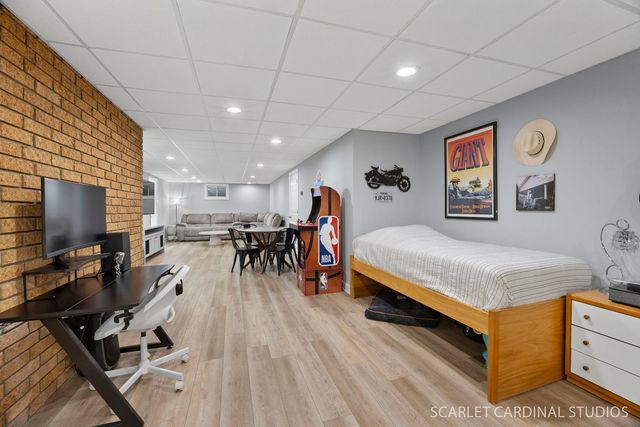 4N752 Brookside West Drive, St. Charles, IL 60175