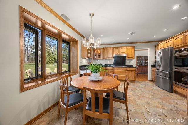 4N752 Brookside West Drive, St. Charles, IL 60175