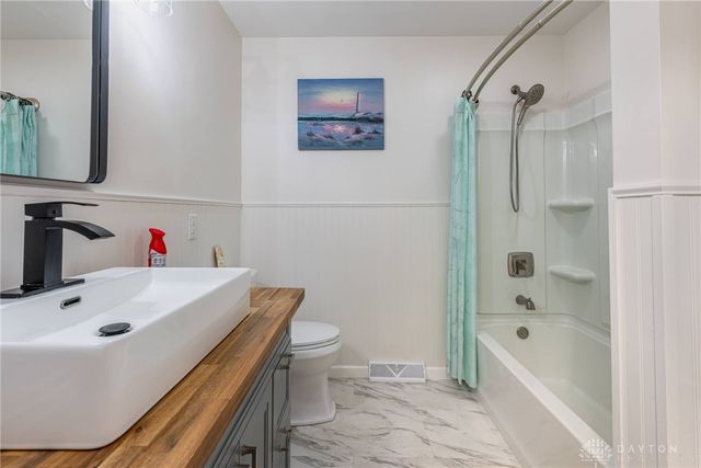 6703 Naldo Lane, Middletown, OH 45005