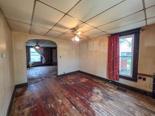 119 N Edward Street, Worthington, IN 47471