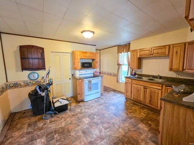 119 N Edward Street, Worthington, IN 47471