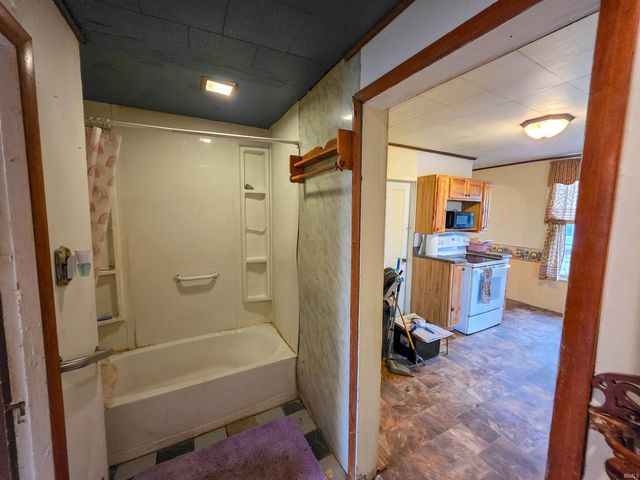 119 N Edward Street, Worthington, IN 47471