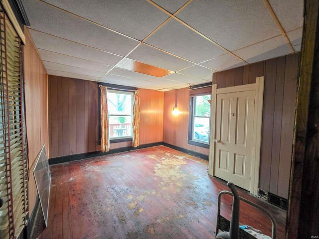 119 N Edward Street, Worthington, IN 47471