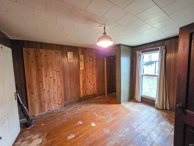 119 N Edward Street, Worthington, IN 47471