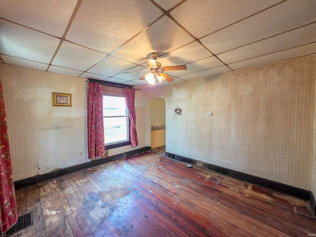 119 N Edward Street, Worthington, IN 47471