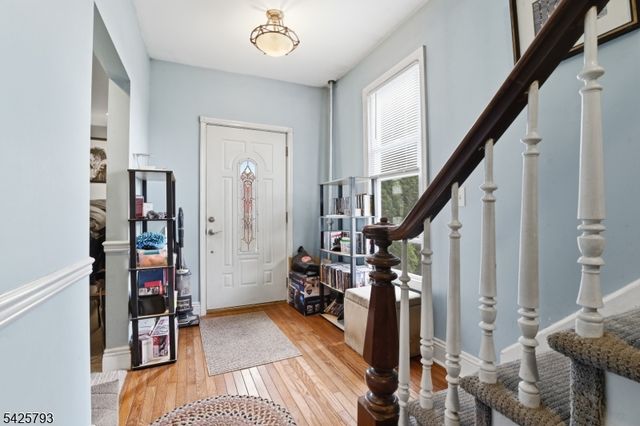 10 Brighton Ave, Andover Boro, NJ 07821