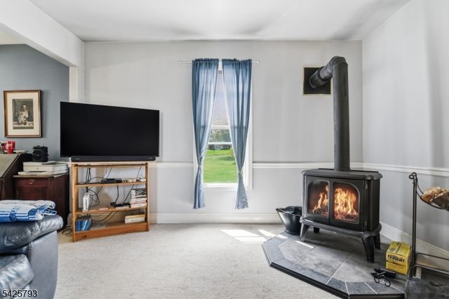 10 Brighton Ave, Andover Boro, NJ 07821