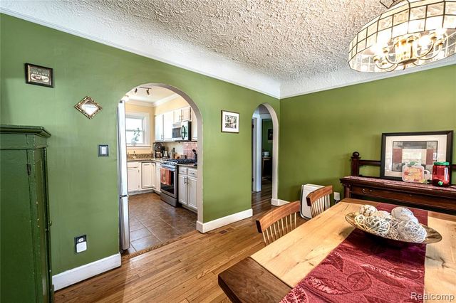 2979 Royal Avenue, Berkley, MI 48072