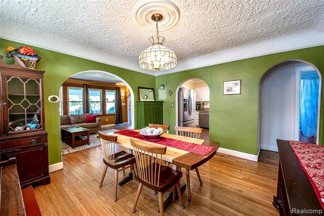 2979 Royal Avenue, Berkley, MI 48072