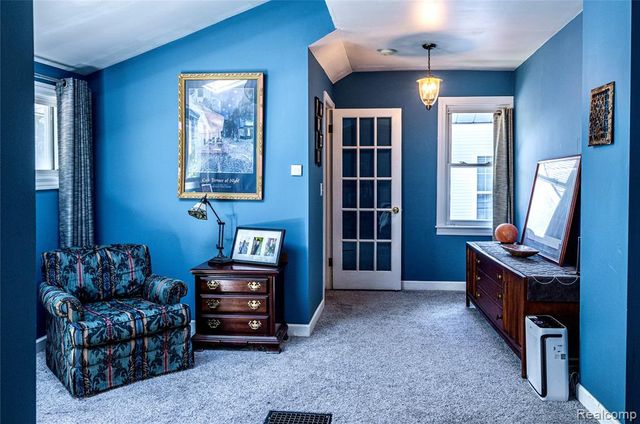 2979 Royal Avenue, Berkley, MI 48072