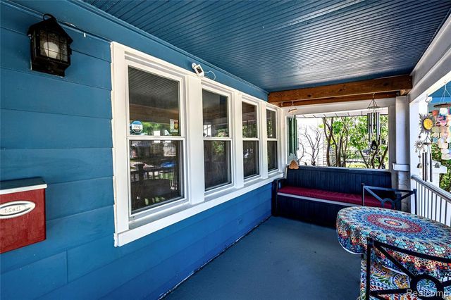 2979 Royal Avenue, Berkley, MI 48072