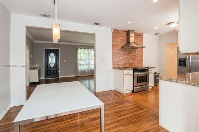 1225 Tangier St, Coral Gables, FL 33134