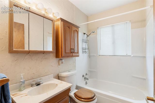 2530 E Uintah Street, Colorado Springs, CO 80909