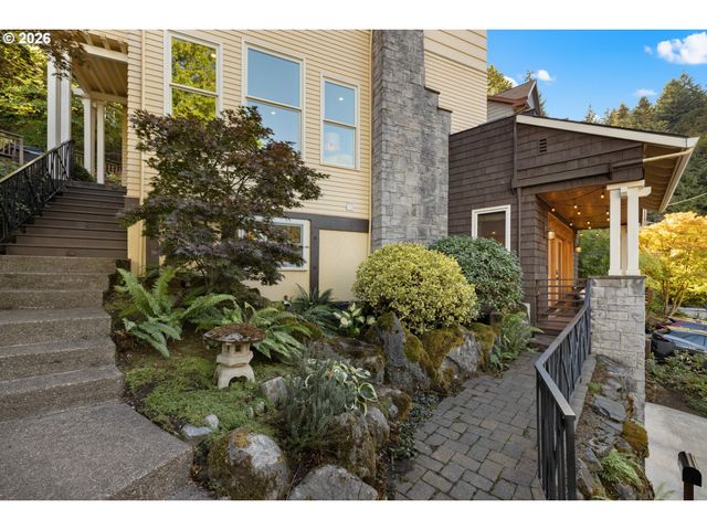 3464 Nw SAVIER St, Portland, OR 97210