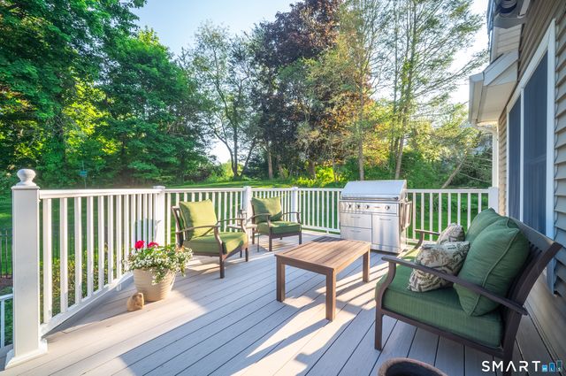 51 Snipes Terrace, Middletown, CT 06457