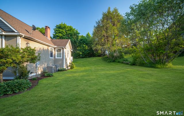 51 Snipes Terrace, Middletown, CT 06457