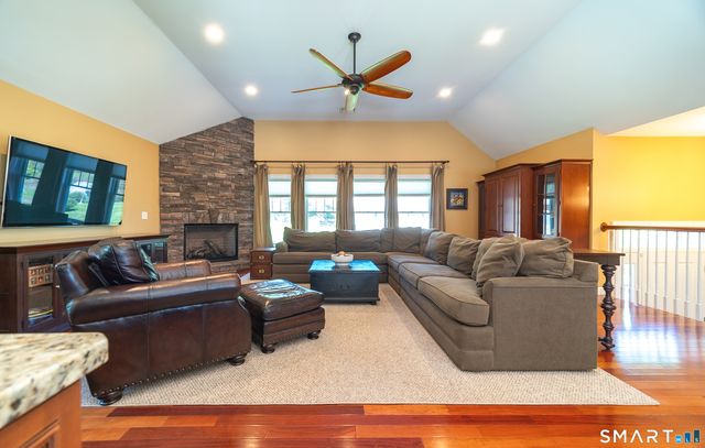 51 Snipes Terrace, Middletown, CT 06457