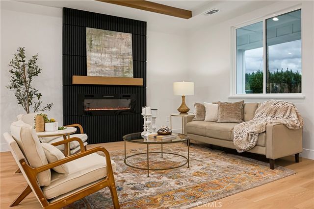 5703 Paradise Avenue, Paradise, CA 95969