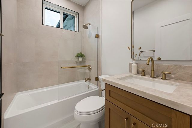 5703 Paradise Avenue, Paradise, CA 95969