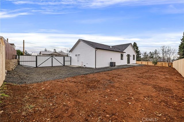 5703 Paradise Avenue, Paradise, CA 95969