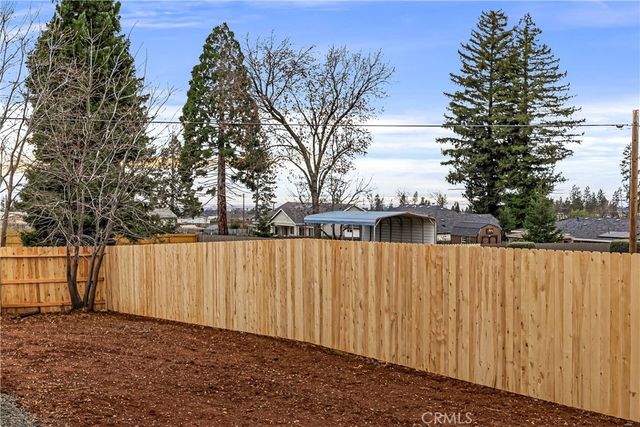 5703 Paradise Avenue, Paradise, CA 95969