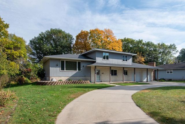 1810 Mary Lane
