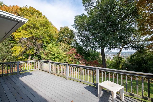 1810 Mary Lane, North Mankato, MN 56003