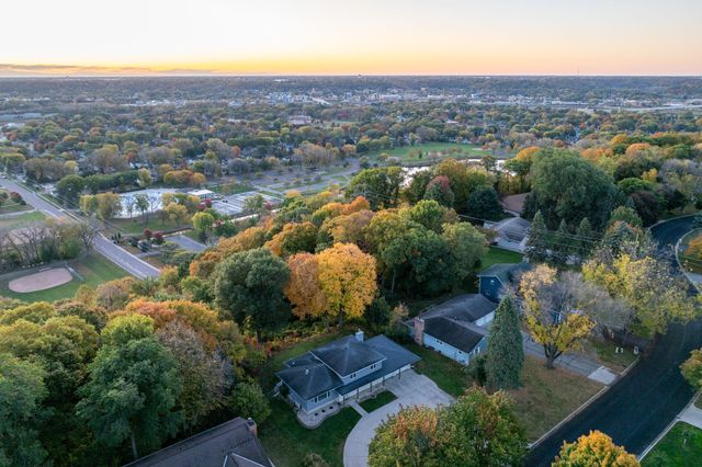 1810 Mary Lane, North Mankato, MN 56003