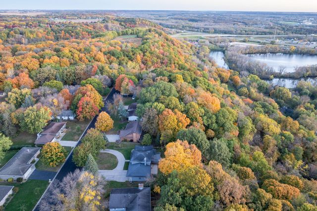 1810 Mary Lane, North Mankato, MN 56003