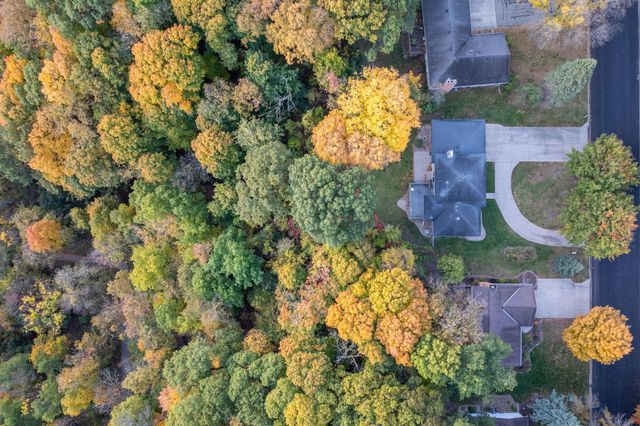 1810 Mary Lane, North Mankato, MN 56003