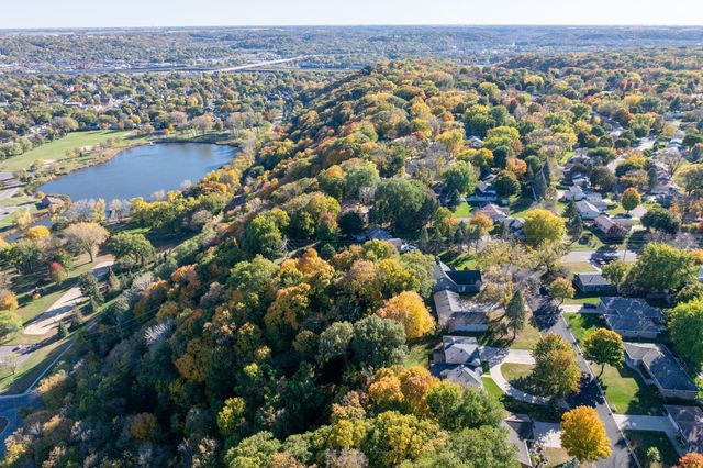 1810 Mary Lane, North Mankato, MN 56003