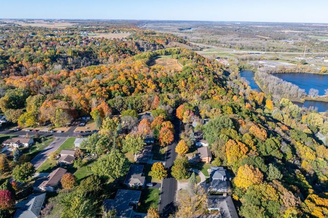 1810 Mary Lane, North Mankato, MN 56003