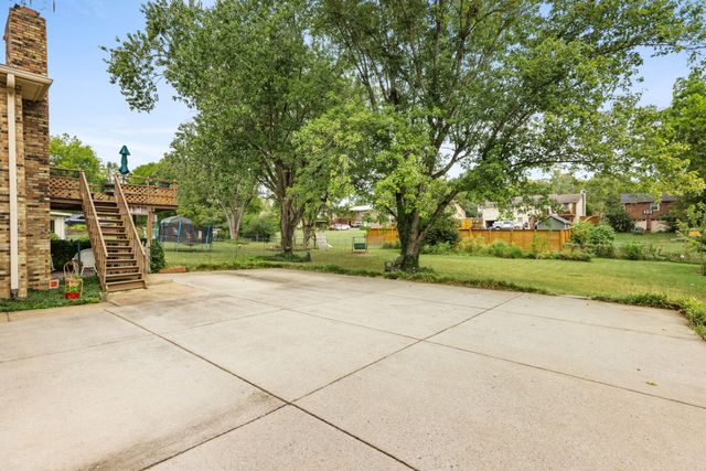 745 Goodpasture Ter, Nashville, TN 37221