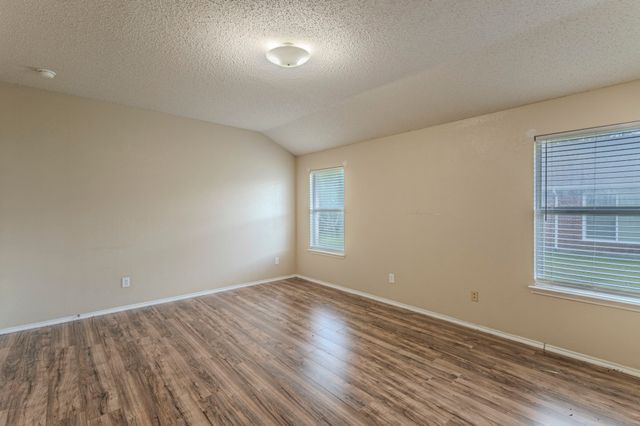 1311 Chapman Drive, Lancaster, TX 75134