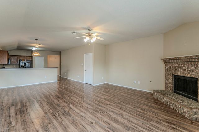 1311 Chapman Drive, Lancaster, TX 75134