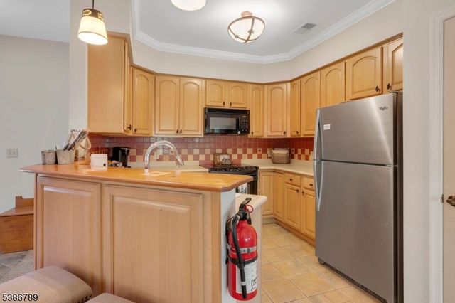 1 Maple Cres 13, Vernon Twp., NJ 07462
